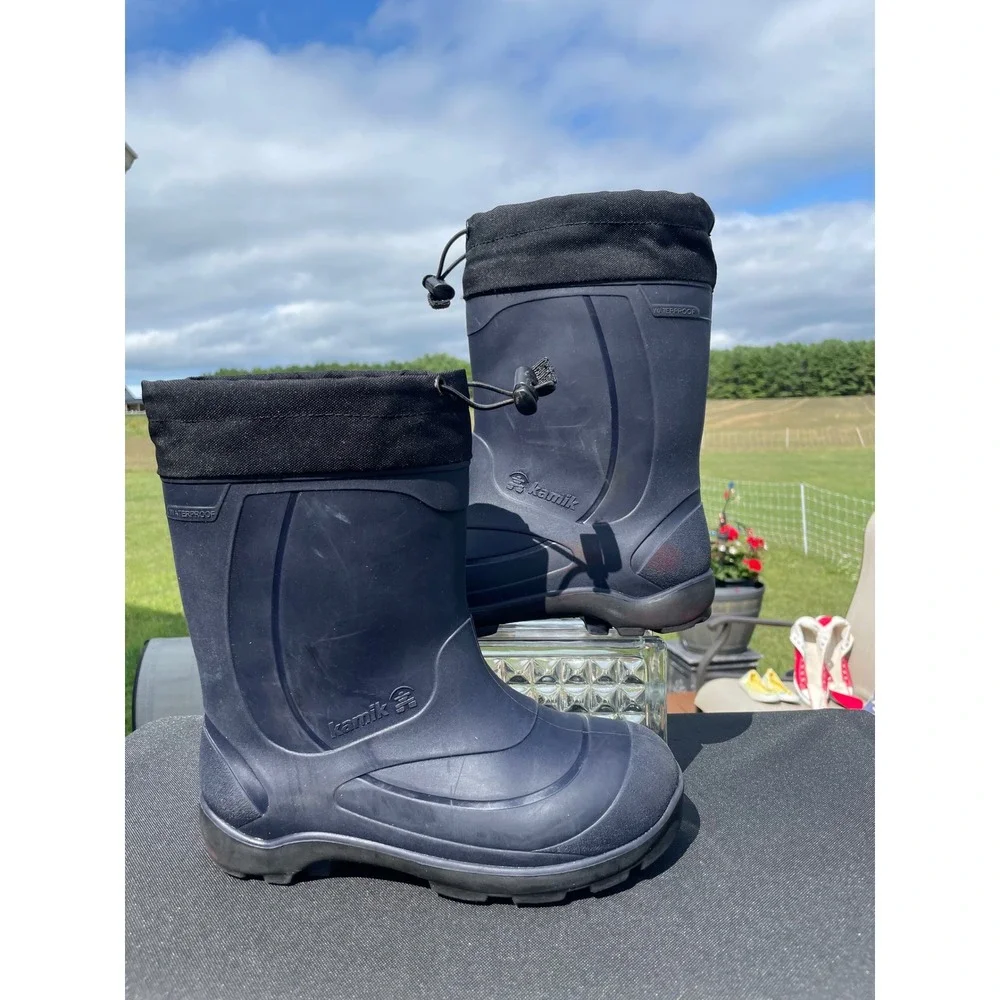Kamik Rain Boots Kids 9 Black Waterproof Insulated Adjustable Collar Rubber